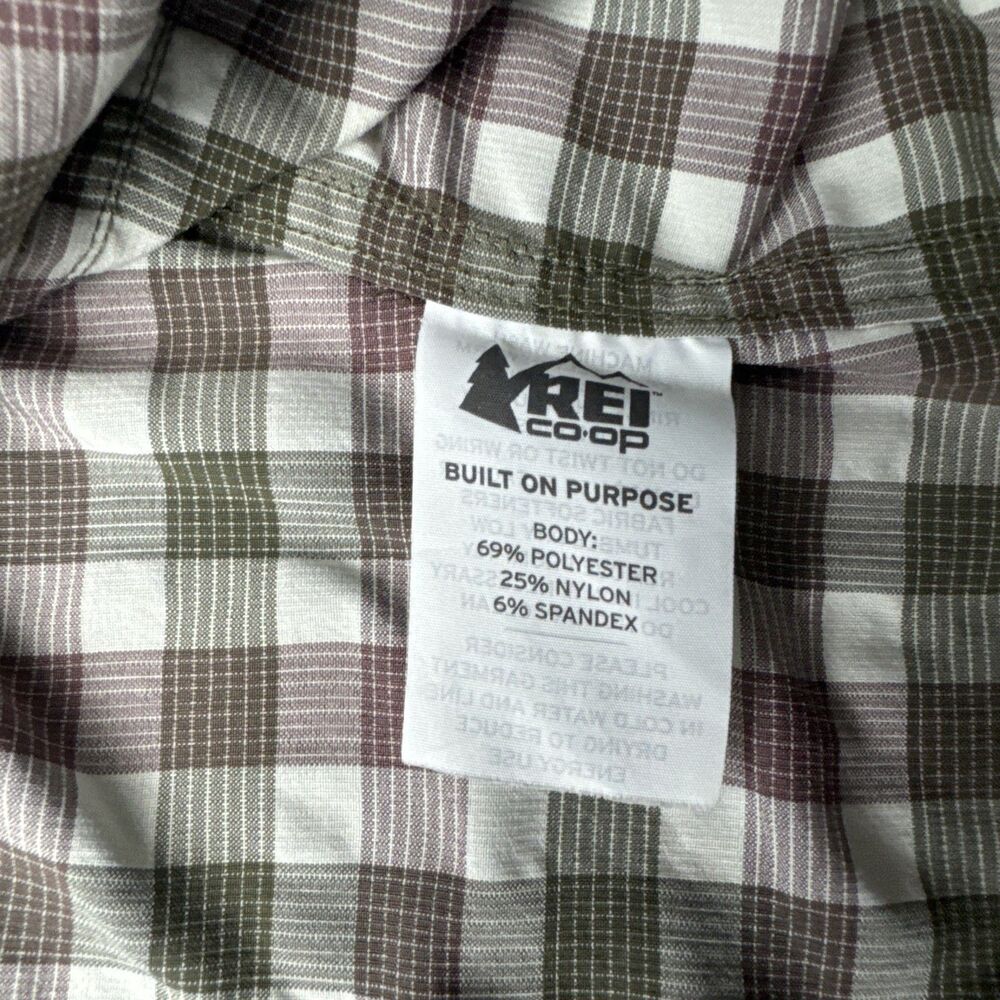 REI  Co Op Men’s XL Short Sleeve Shirt Fishing Outdoors Burgundy Gray Vented - Picture 5 of 7